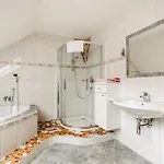 Zitz Apartment