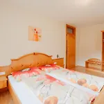 Zitz Apartment Ranten